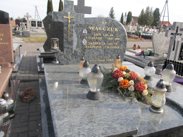 Grób JADWIGA WALCZUK
