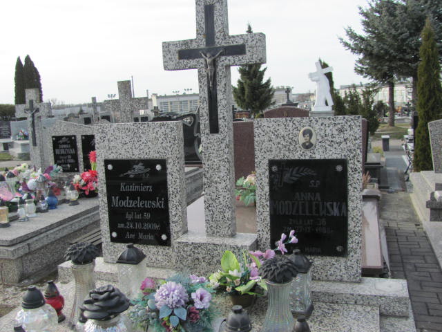 Anna MODZELEWSKA 1952 Łomża - Grobonet - Wyszukiwarka osób pochowanych