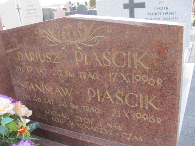 Dariusz PIAŚCIK 1977 Łomża - Grobonet - Wyszukiwarka osób pochowanych