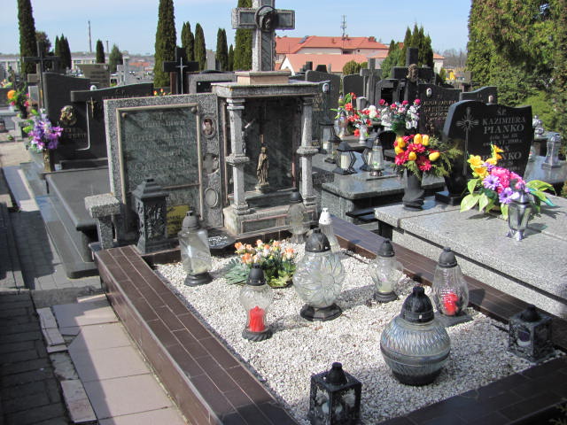 Grób RYSZARD GADOMSKI