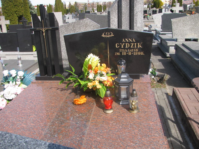 Grób ARTUR WOJCIECH CYDZIK