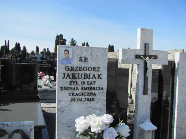 Grzegorz JAKUBIAK  1997 Łomża - Grobonet - Wyszukiwarka osób pochowanych