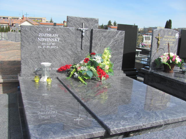 Grób JOLANTA MARIA NIWIŃSKA