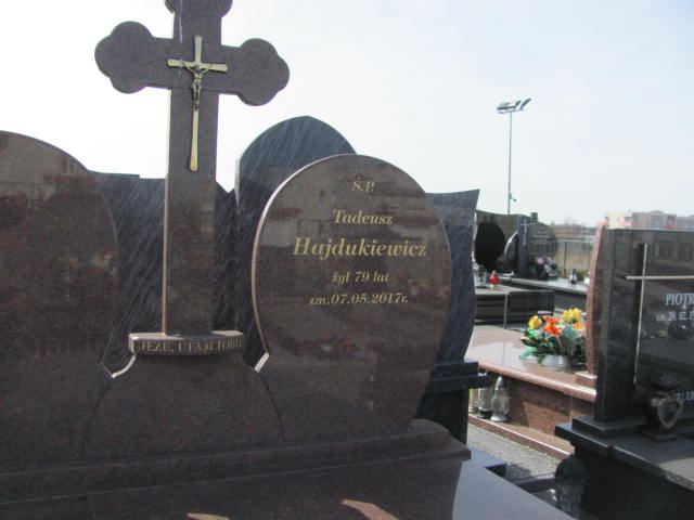 Tadeusz HAJDUKIEWICZ 1937 Łomża - Grobonet - Wyszukiwarka osób pochowanych