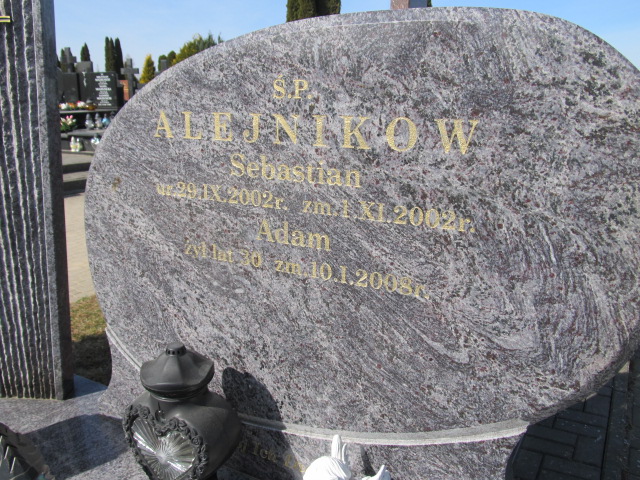 Sebastian ALEJNIKOW 2002 Łomża - Grobonet - Wyszukiwarka osób pochowanych