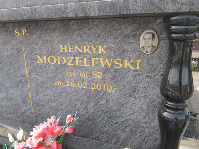 Henryk MODZELEWSKI 1927 Łomża - Grobonet - Wyszukiwarka osób pochowanych