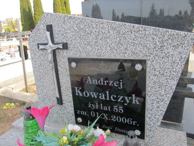 Andrzej KOWALCZYK 1951 Łomża - Grobonet - Wyszukiwarka osób pochowanych