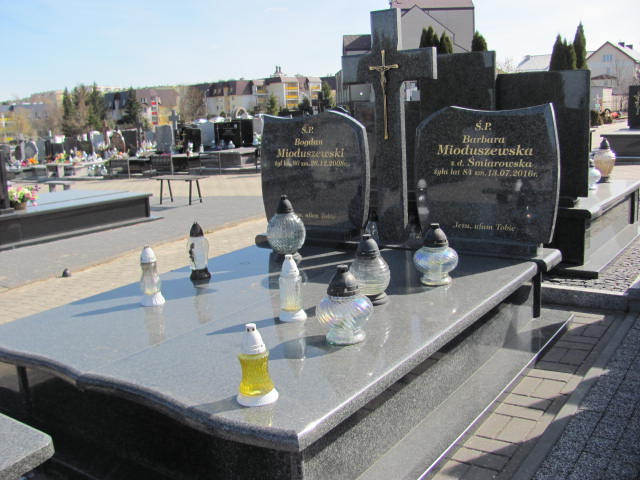 Grób BOGDAN MIODUSZEWSKI