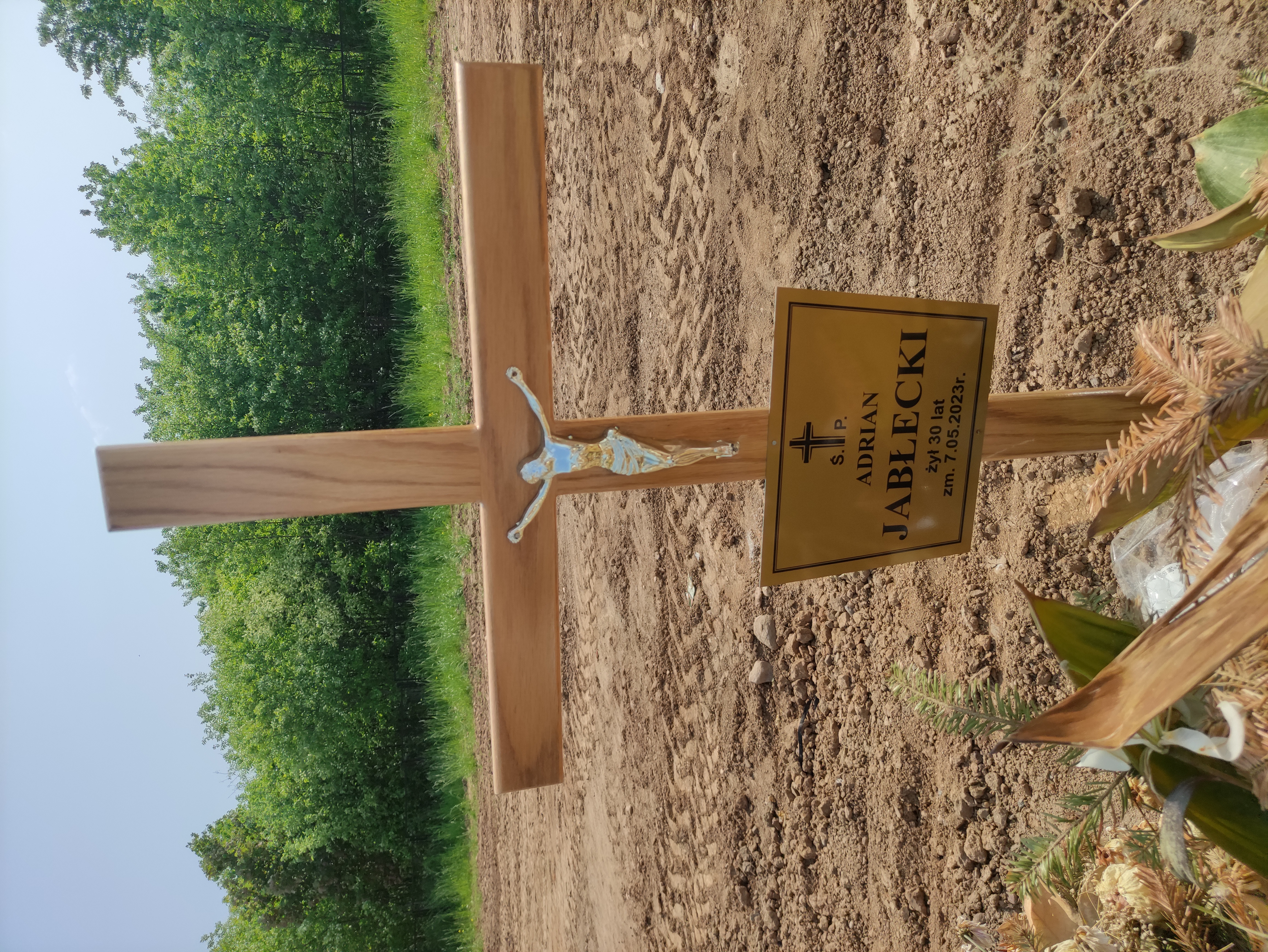 Adrian JABŁECKI 1993 Łomża - Grobonet - Wyszukiwarka osób pochowanych