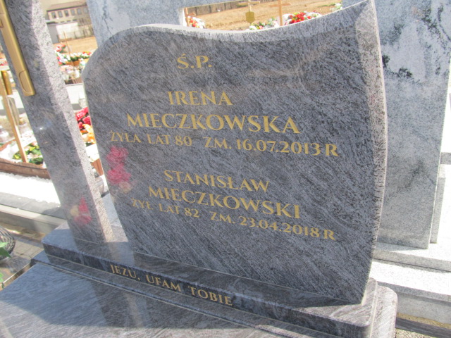 Irena MIECZKOWSKA 1933 Łomża - Grobonet - Wyszukiwarka osób pochowanych