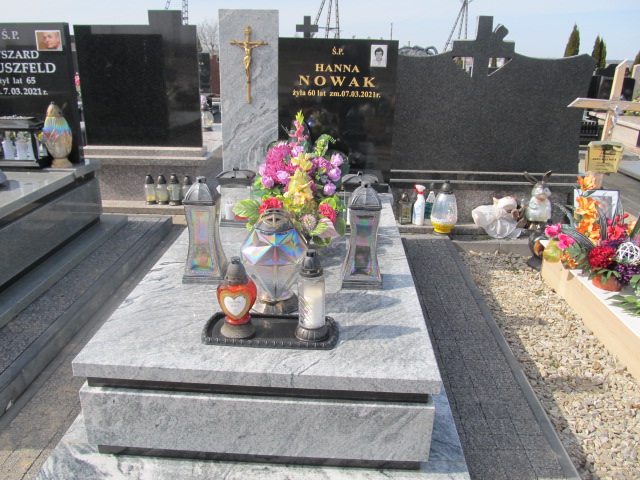 Grób HANNA NOWAK