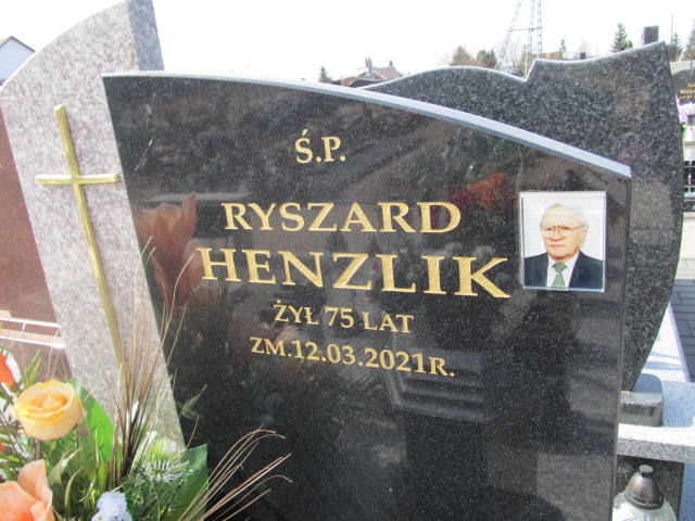 Ryszard HENZLIK 1946 Łomża - Grobonet - Wyszukiwarka osób pochowanych